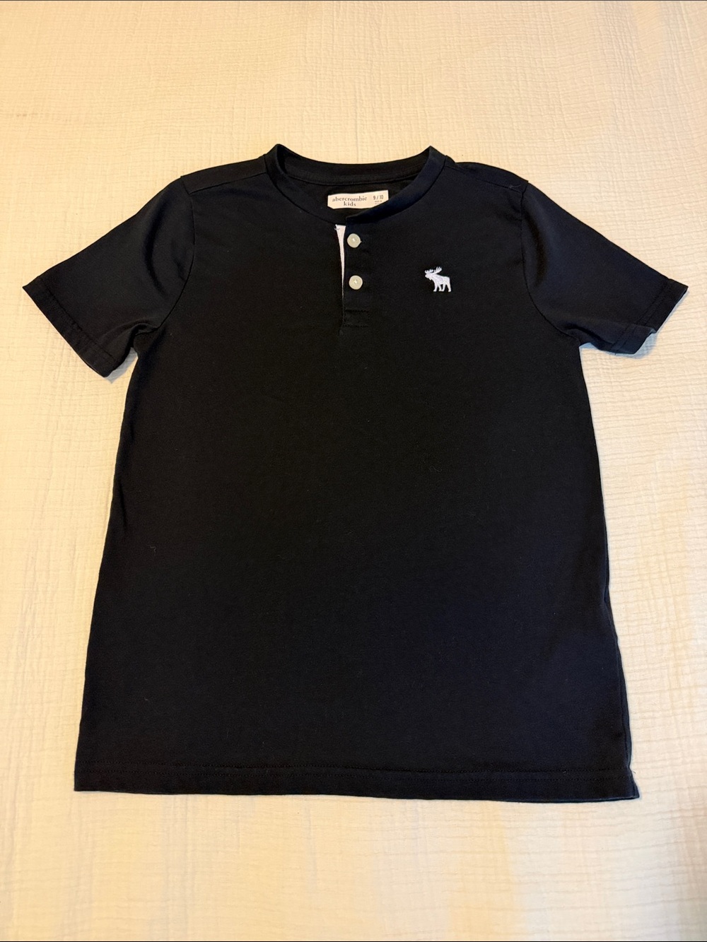 abercrombie kids Black Short-Sleeve Henley Tee with Logo